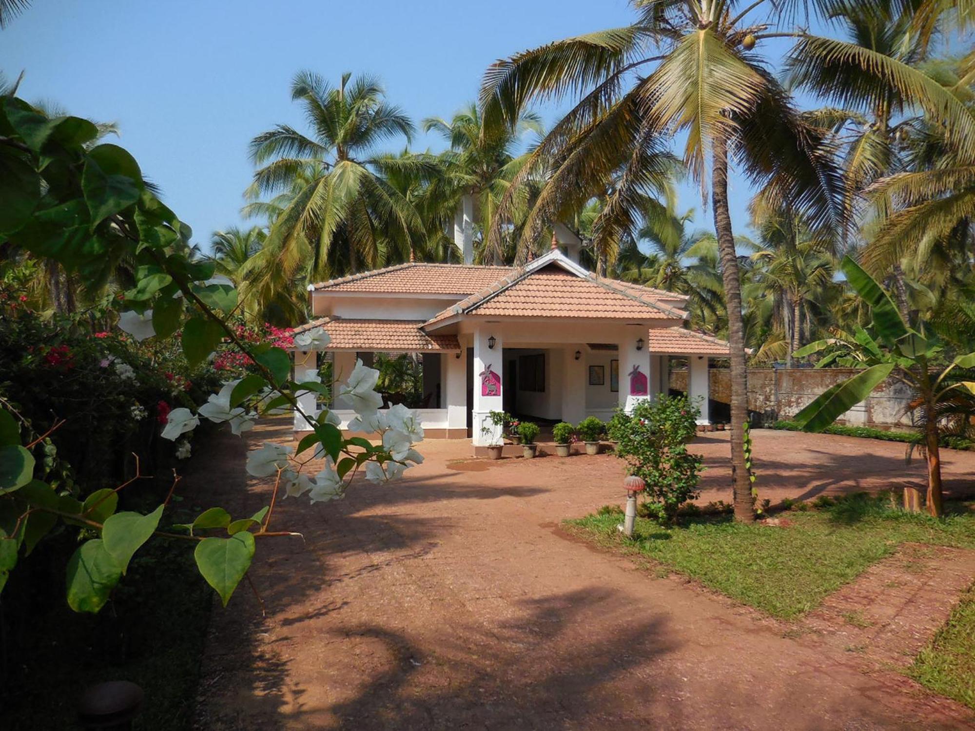 Kanan Beach Resort Nīleshwar Eksteriør billede