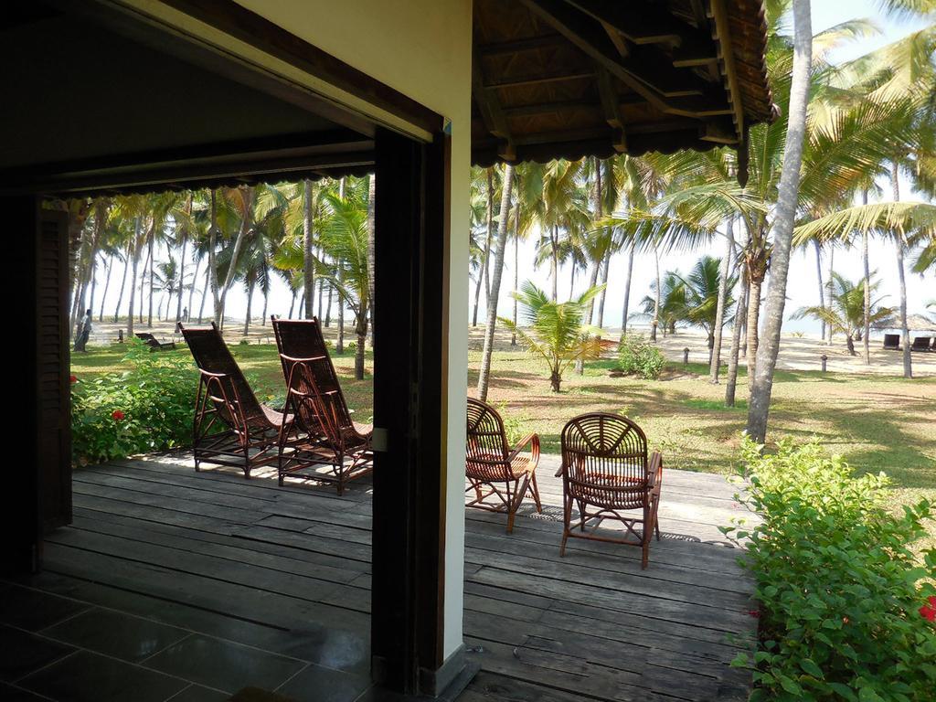Kanan Beach Resort Nīleshwar Eksteriør billede